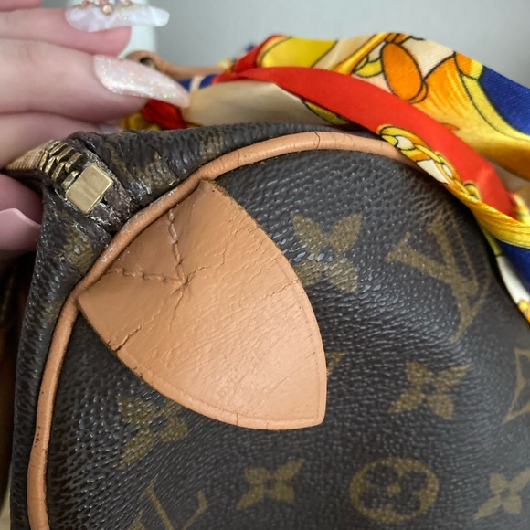 SOLD Authentic LV Speedy 25 - Picture 5 of 7